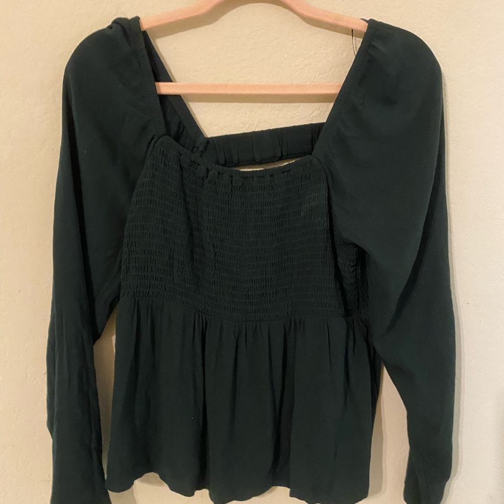 NWOT Old Navy Dark Green Cutout Smocked Babydoll Swing Blouse Small